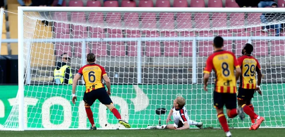 Goalkeeper saves penalty during Lecce vs Genoa