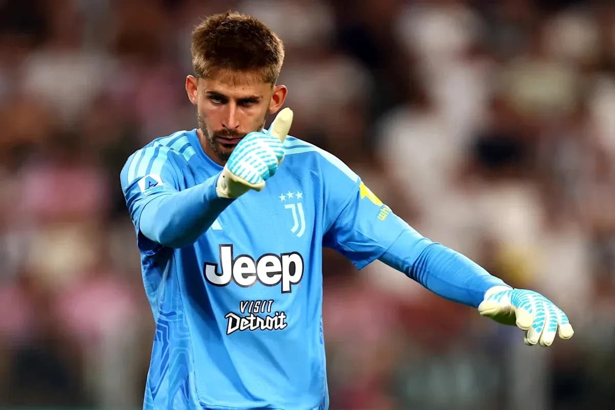 Goalkeeper gesturing during a match for Juventus