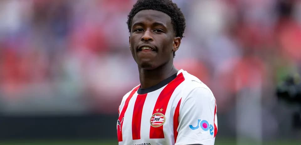 Player in PSV Eindhoven jersey on the field