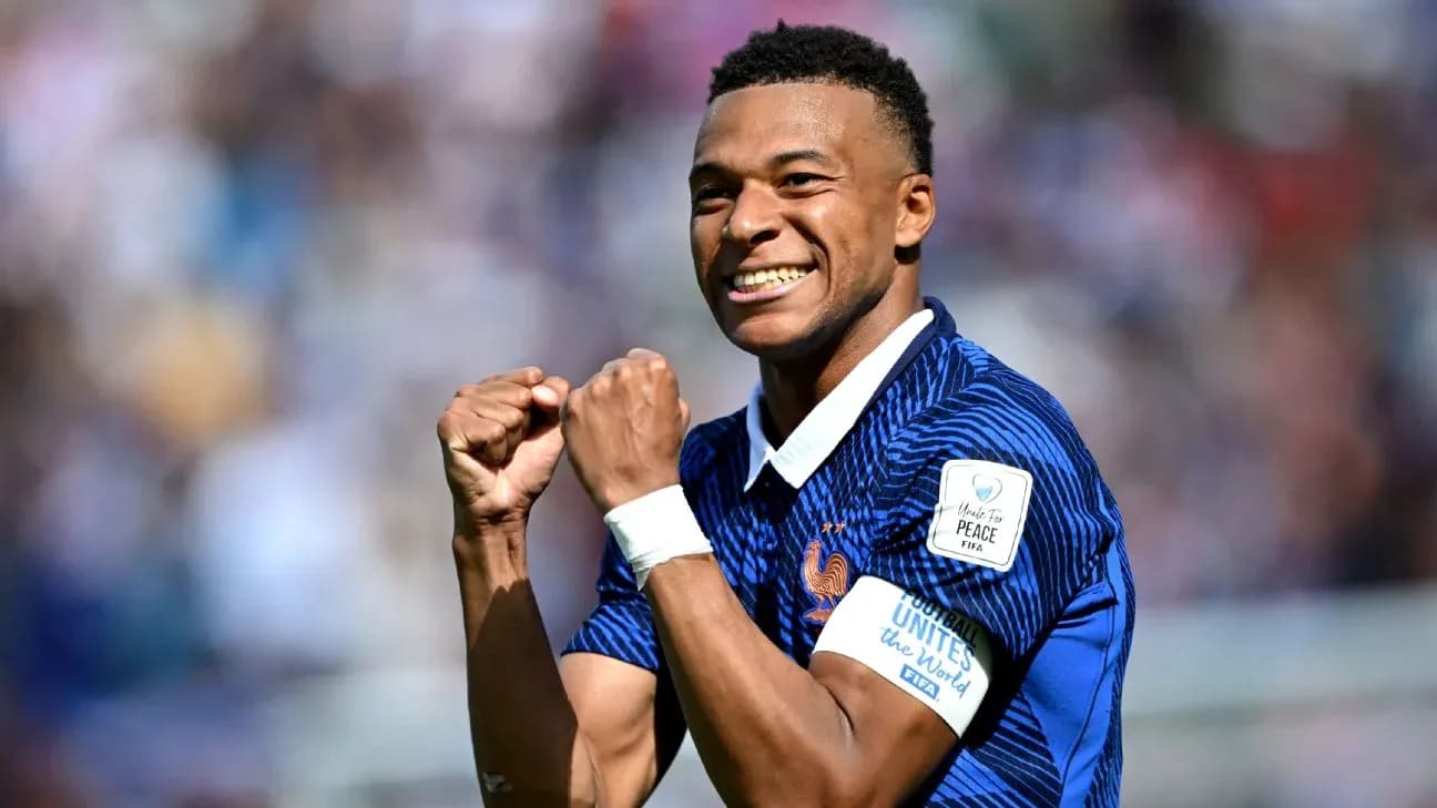 Kylian Mbappé celebrating during football match