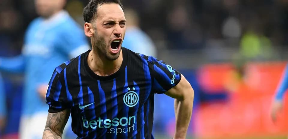 Inter player celebrating during match against Napoli