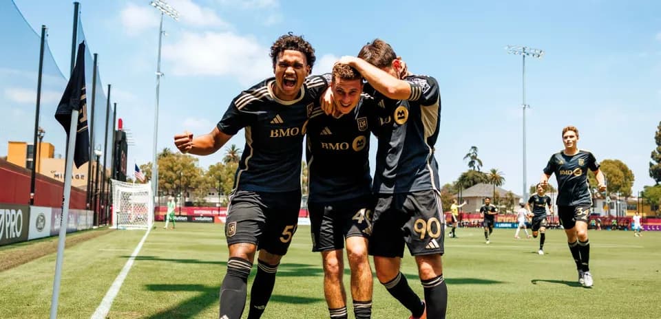 Los Angeles FC II players celebrating a goal