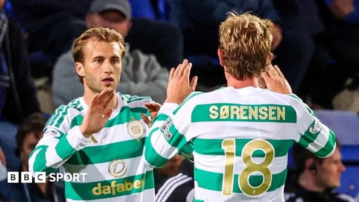 Celtic players celebrating on the pitch