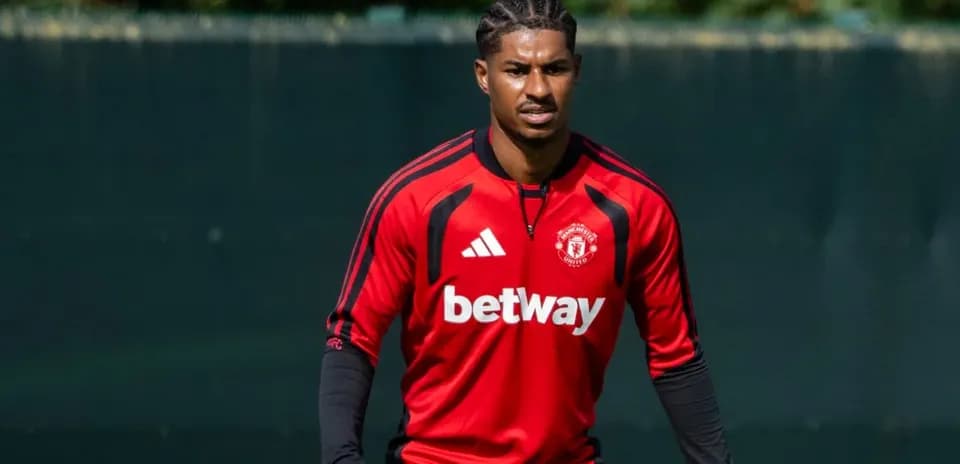 Player training at Manchester United practice session