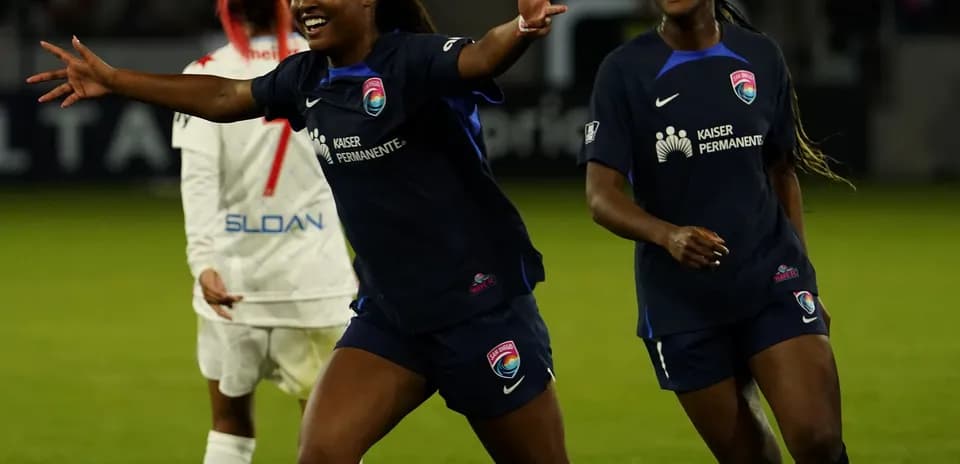 Chicago Red Stars players celebrating a goal Chicago Red Stars players celebrating a goal