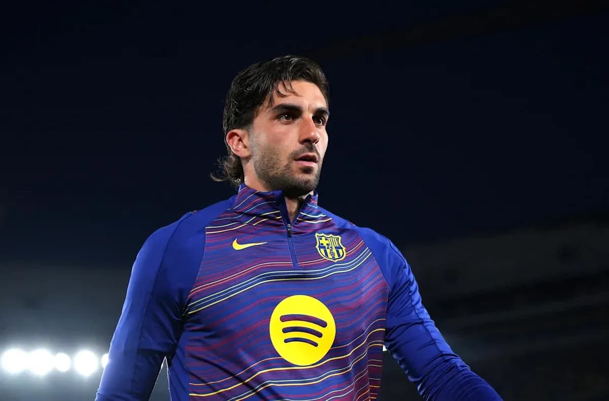 Player in Barcelona jersey during warm-up session Player in Barcelona jersey during warm-up session