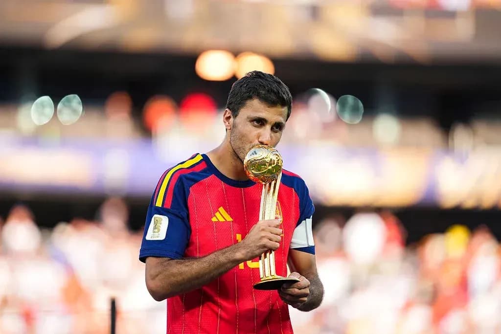 Player holding trophy after winning the tournament Player holding trophy after winning the tournament