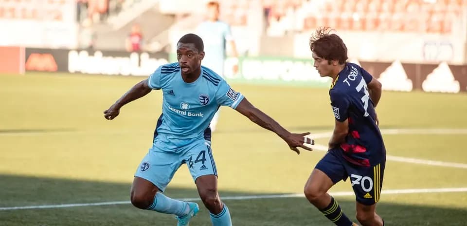 Players competing during Real Monarchs vs Sporting KC II Players competing during Real Monarchs vs Sporting KC II