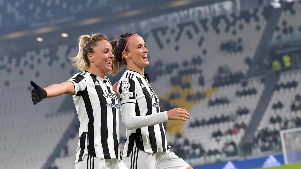 Juventus Women team photo. Juventus Women team photo.