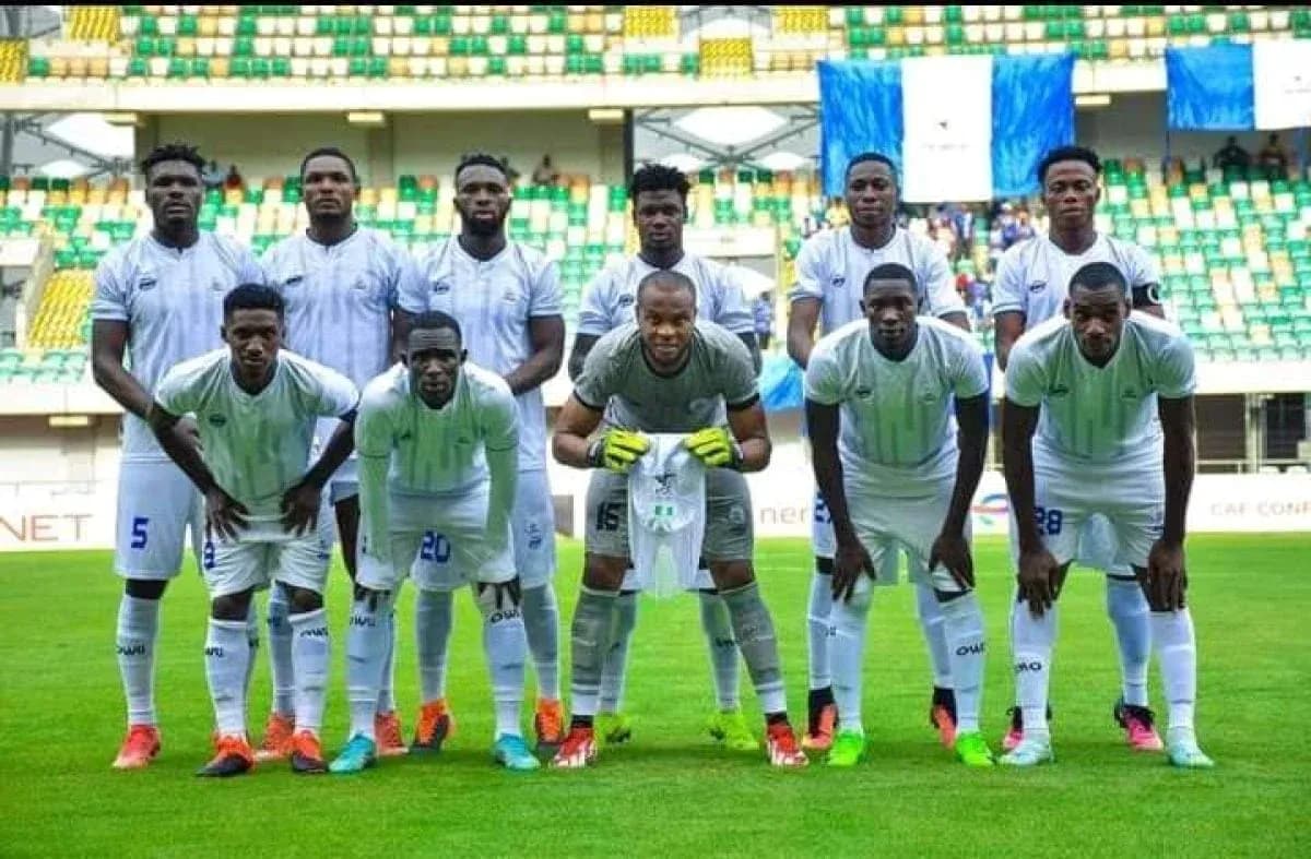 Rivers United team posing for a photo Rivers United team posing for a photo