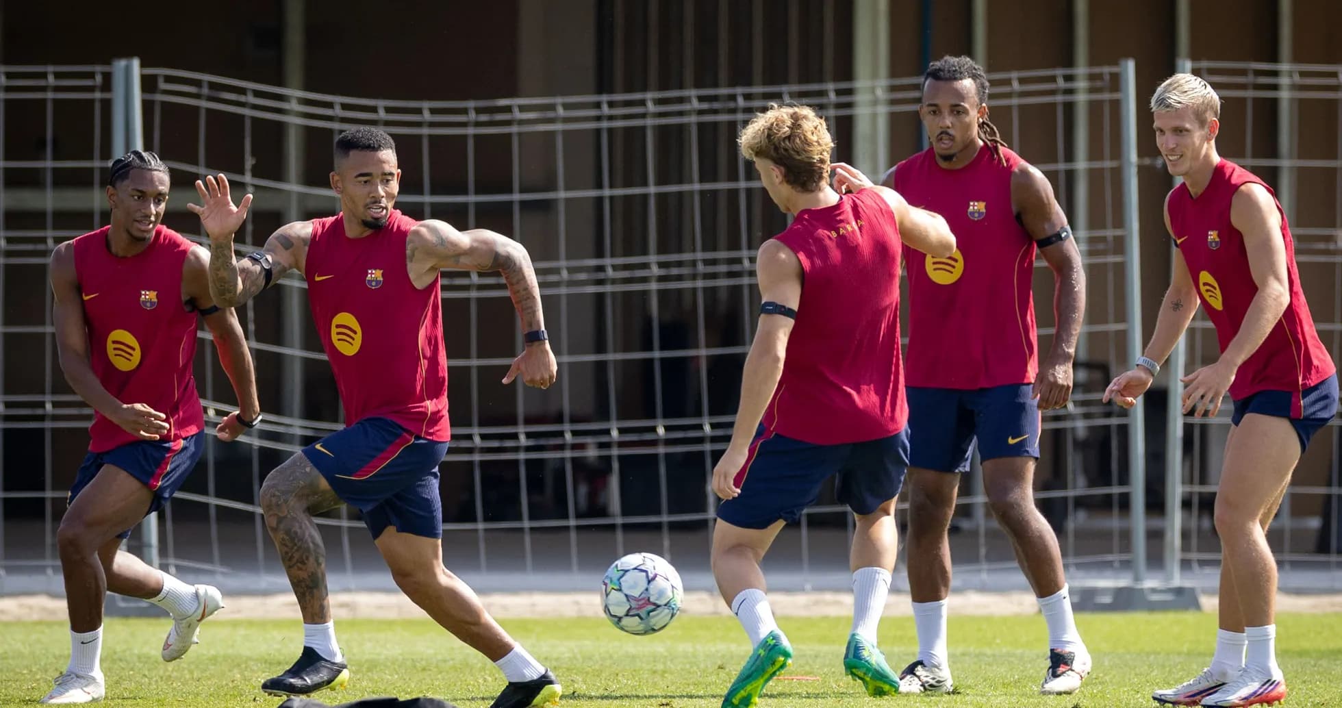 Barcelona players training with a soccer ball Barcelona players training with a soccer ball