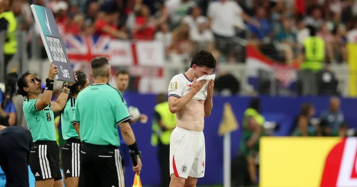 Player leaving the field during a match substitution Player leaving the field during a match substitution