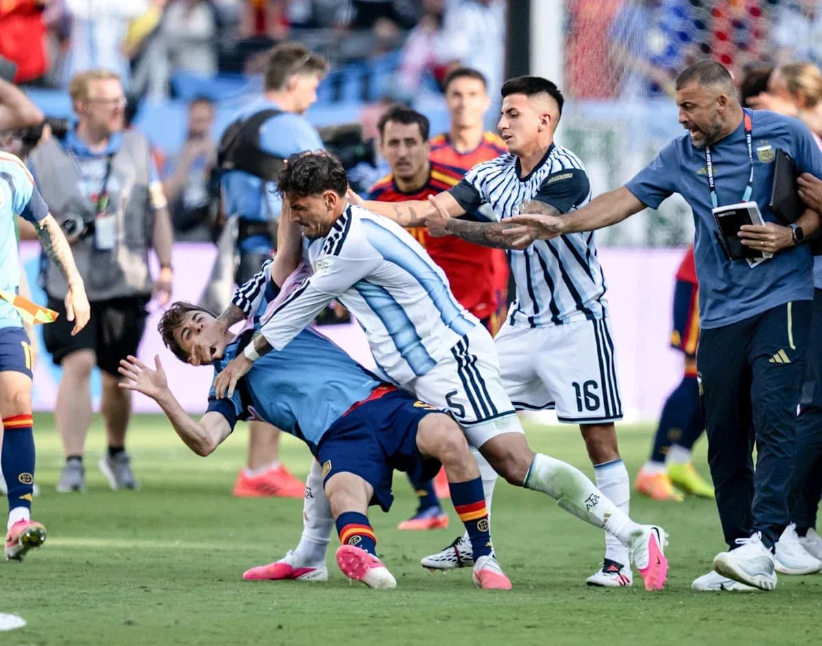 Players from Argentina and Spain involved in scuffle Players from Argentina and Spain involved in scuffle