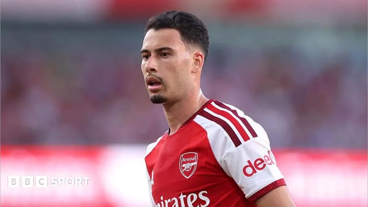 Arsenal player on the pitch during a match Arsenal player on the pitch during a match