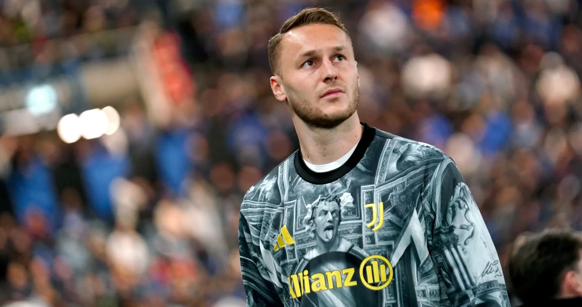 Goalkeeper in Juventus kit before the match Goalkeeper in Juventus kit before the match
