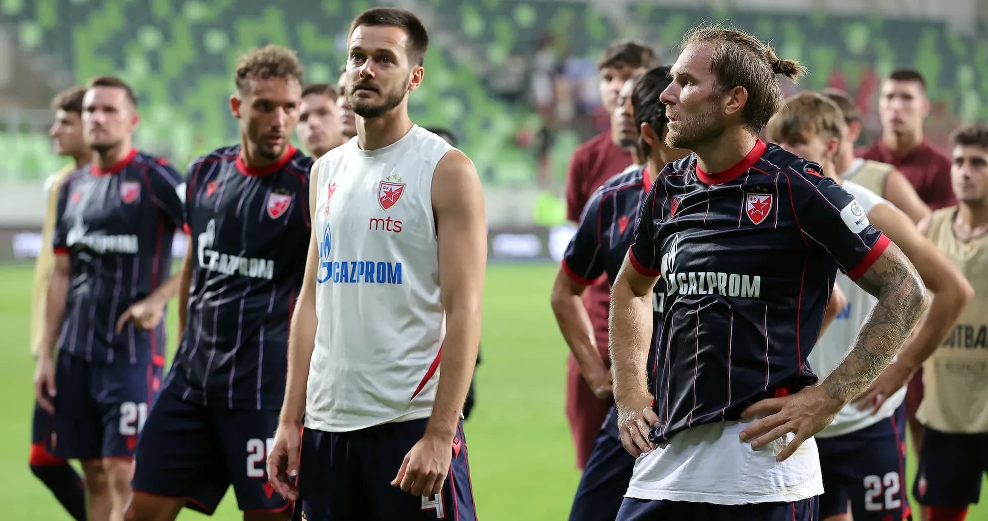 FK Crvena Zvezda players on the field FK Crvena Zvezda players on the field