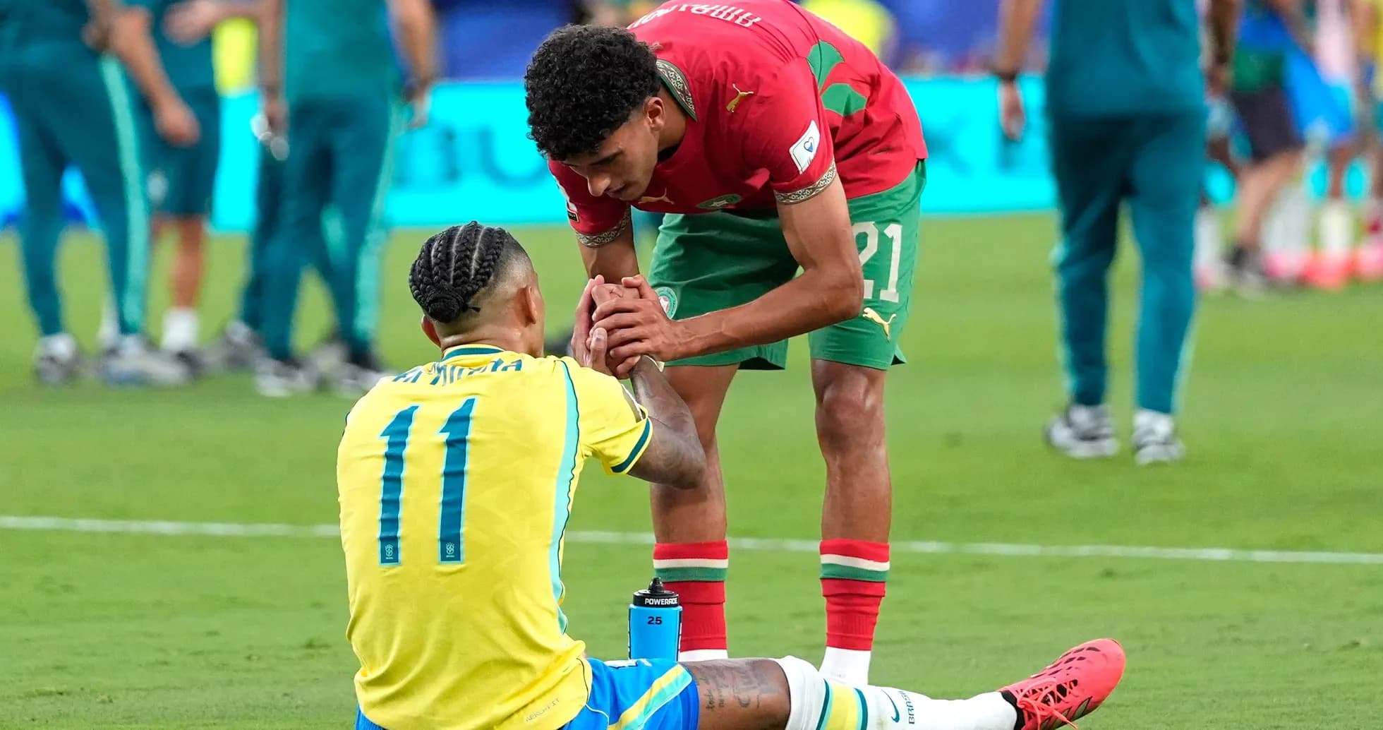 Players interacting after Brazil vs Morocco match Players interacting after Brazil vs Morocco match
