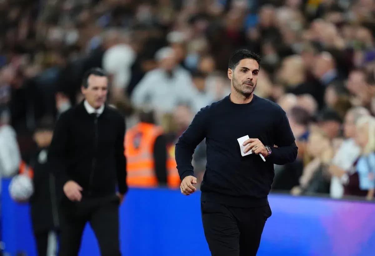 Coaches walking on the sidelines during a match Coaches walking on the sidelines during a match