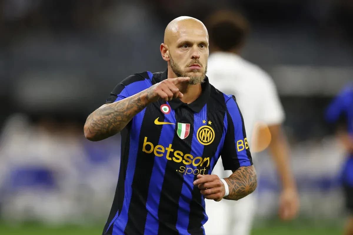 Player celebrating in Inter Milan jersey during match Player celebrating in Inter Milan jersey during match