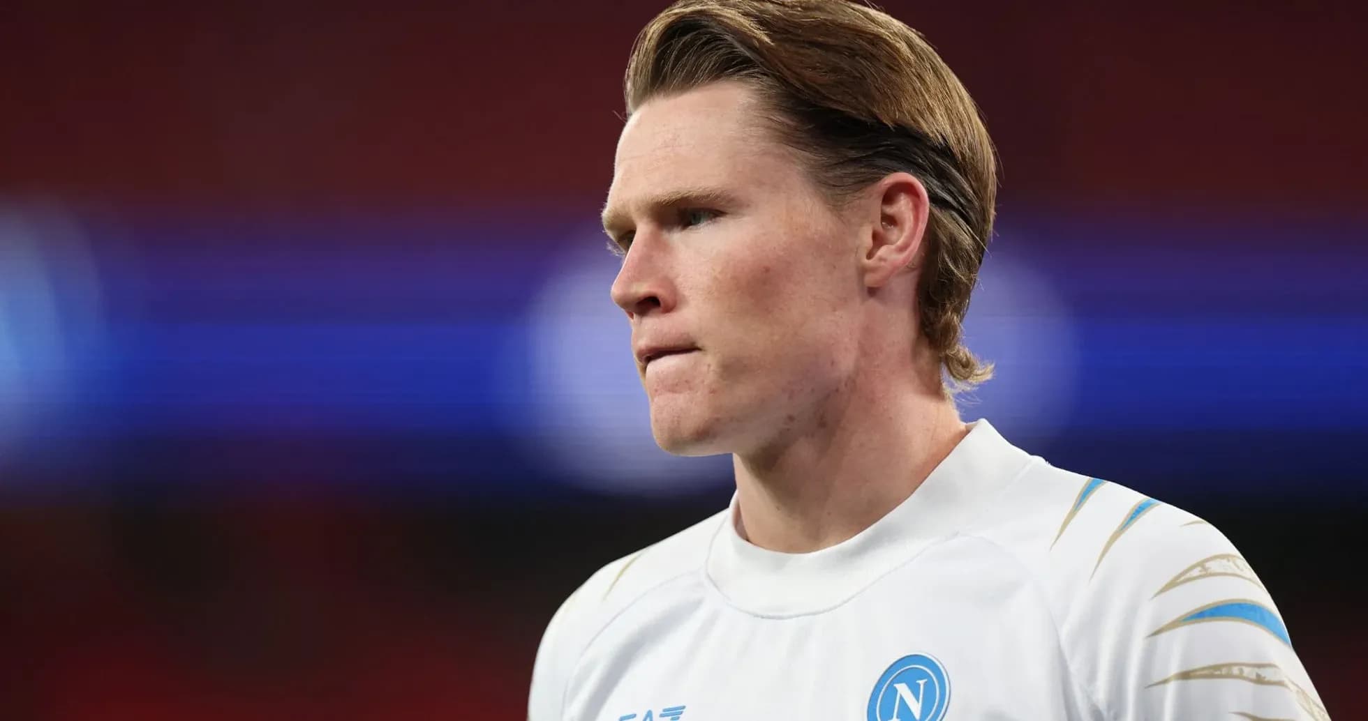 Player in Napoli jersey during pre-match warm-up Player in Napoli jersey during pre-match warm-up