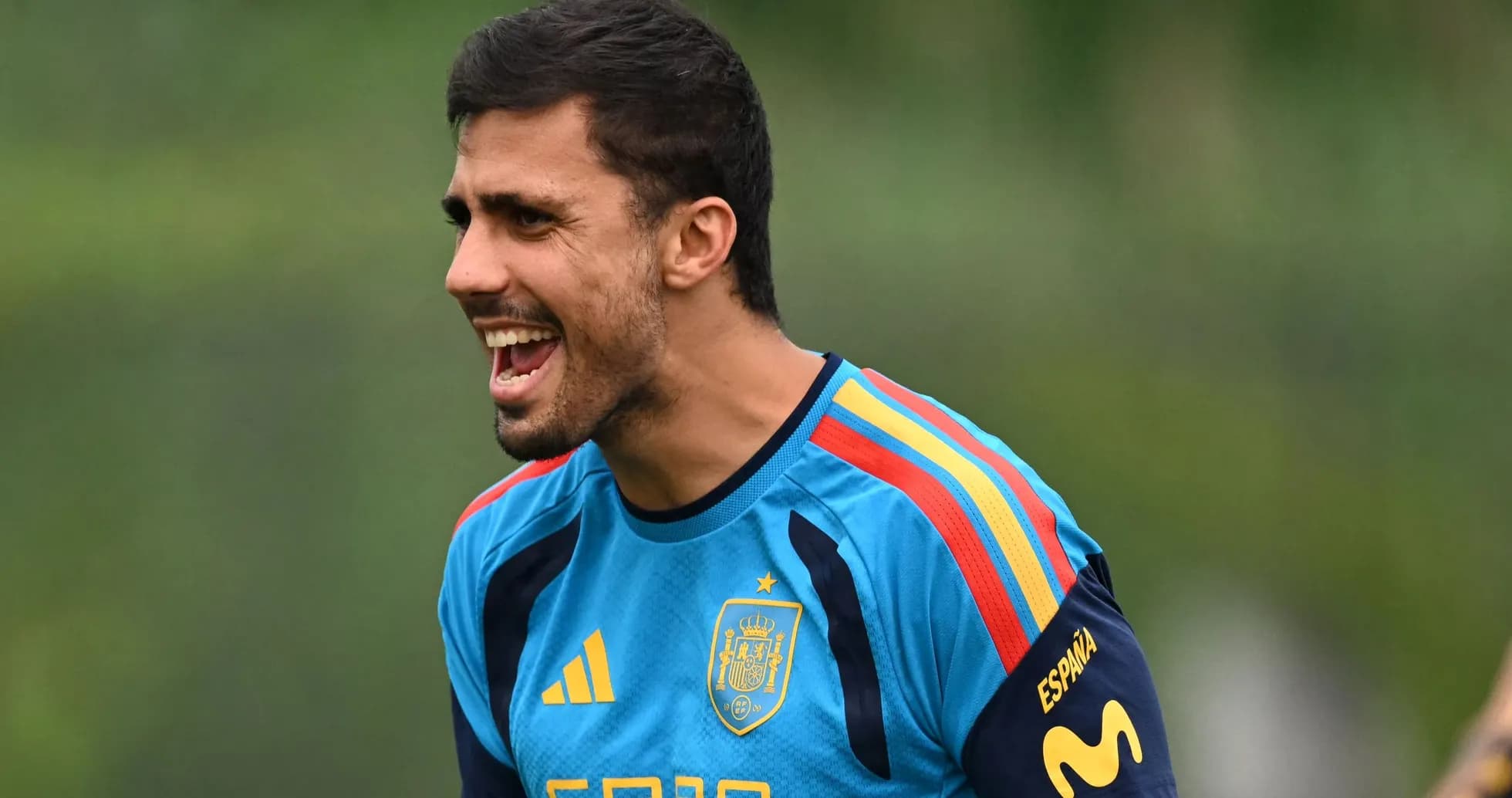 Player training and shouting during Spain practice Player training and shouting during Spain practice