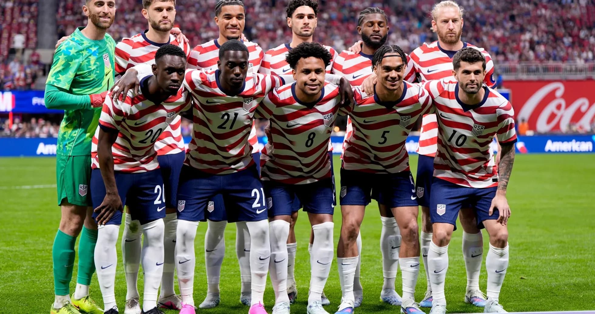 USA national team posing before match USA national team posing before match
