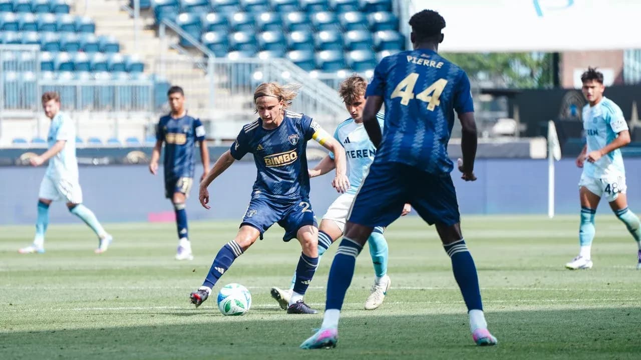 Chattanooga player dribbling against Philadelphia Union II Chattanooga player dribbling against Philadelphia Union II