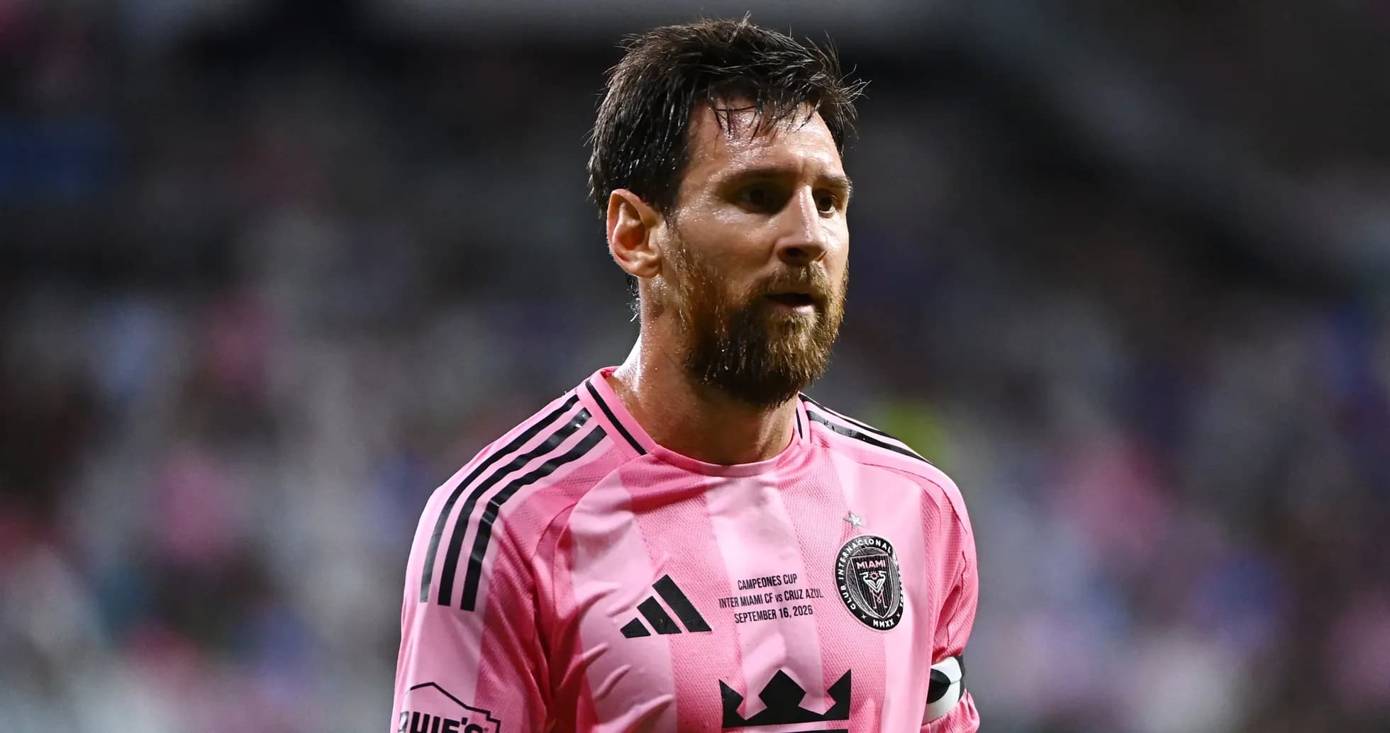 Lionel Messi wearing pink jersey during match Lionel Messi wearing pink jersey during match