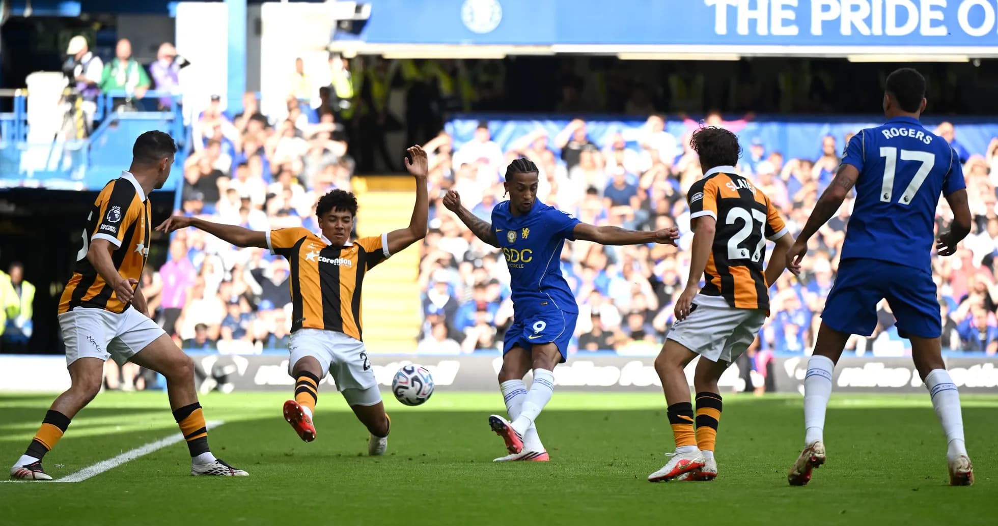 Chelsea player attempting to score against Hull City Chelsea player attempting to score against Hull City